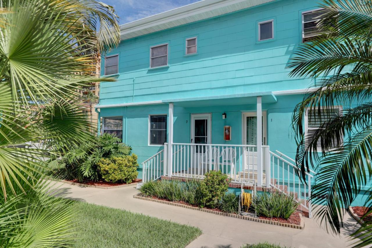 Cute One Bedroom At The Coral Resort Apts Clearwater Beach Exterior photo